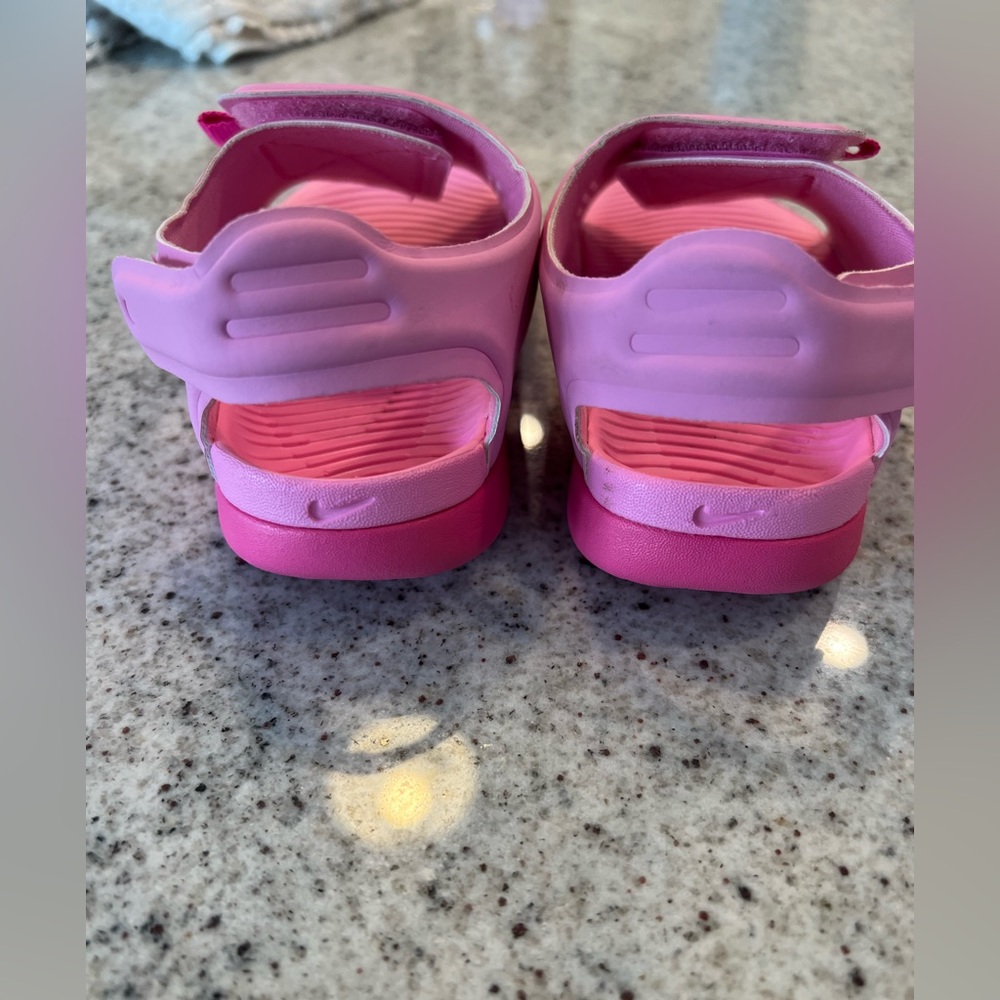 Nike Sandals - Picture 5 of 13
